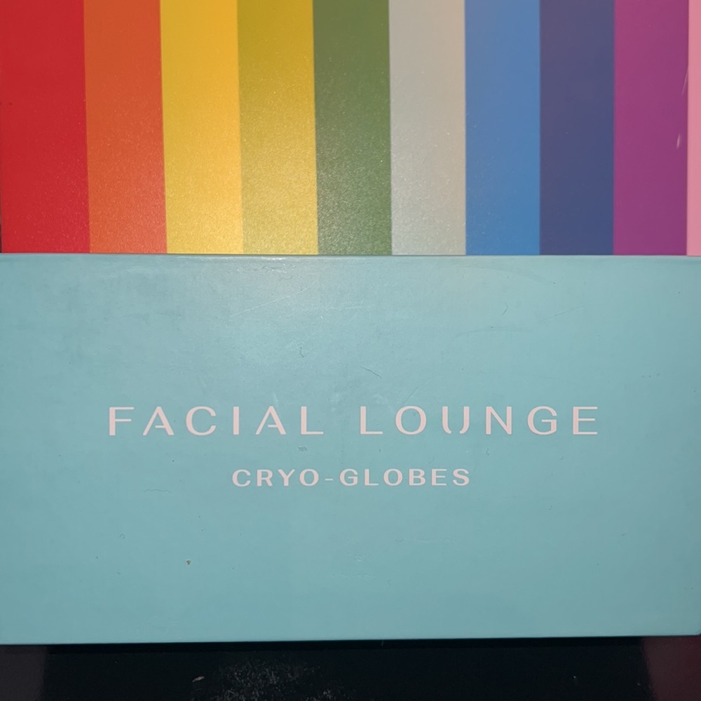 Facial Lounge Cryo-Globes